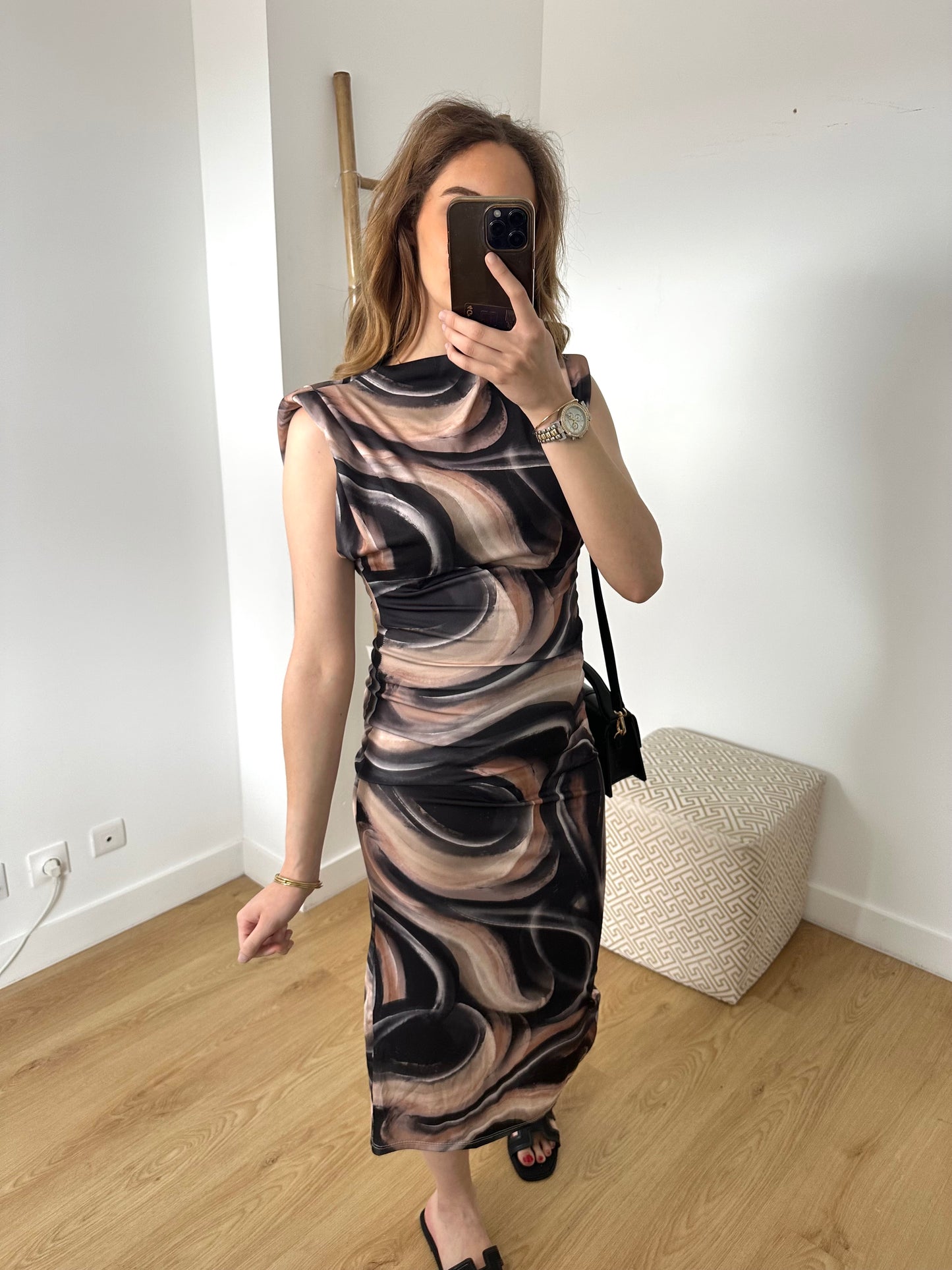 Robe épaulette